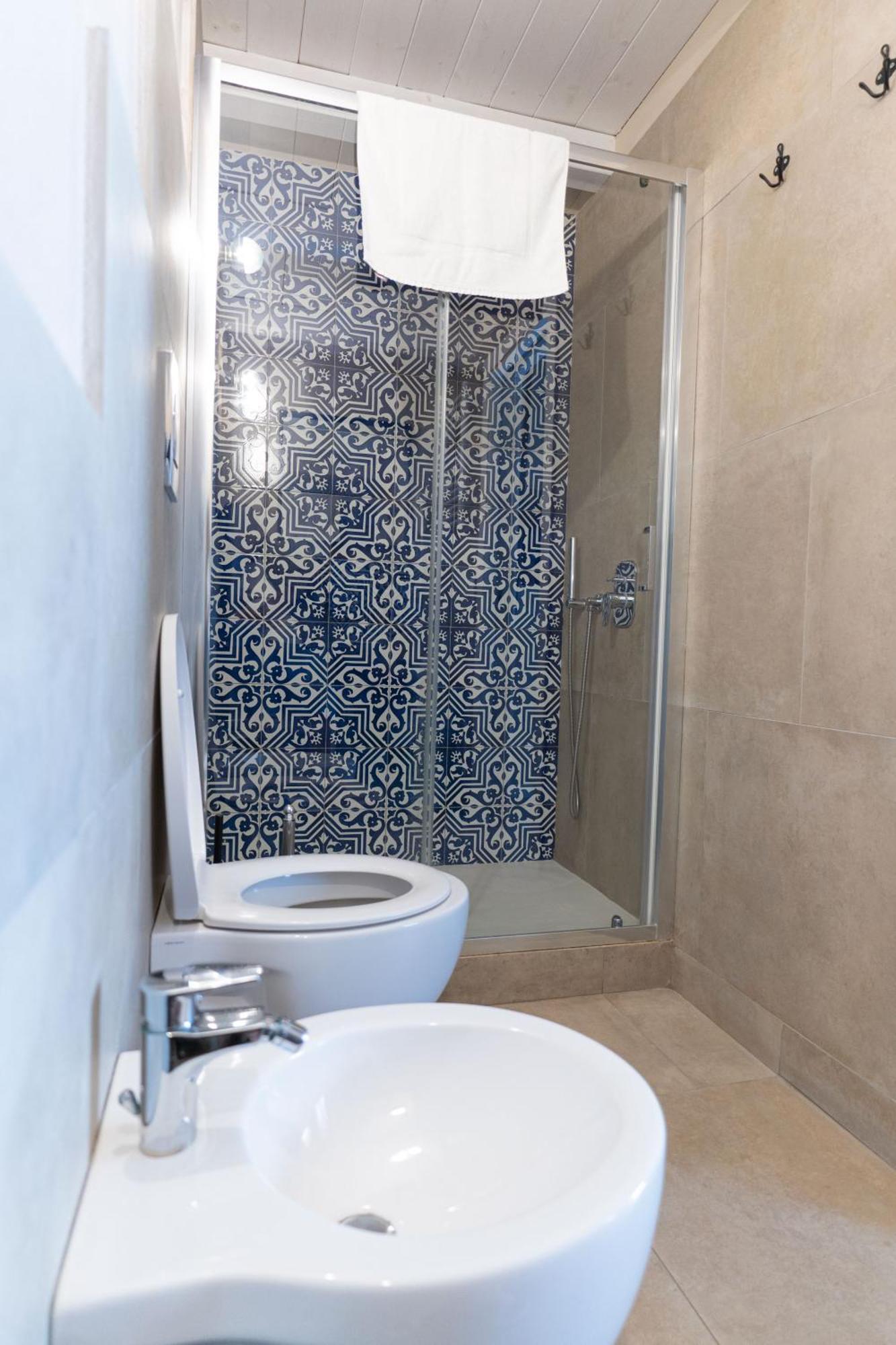 Hotel Civico 50 Napoli Esterno foto